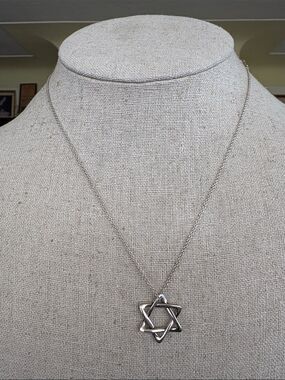 Tiffany & Co. Elsa Peretti Star of David Necklace 925 Sterling Silver (032526)